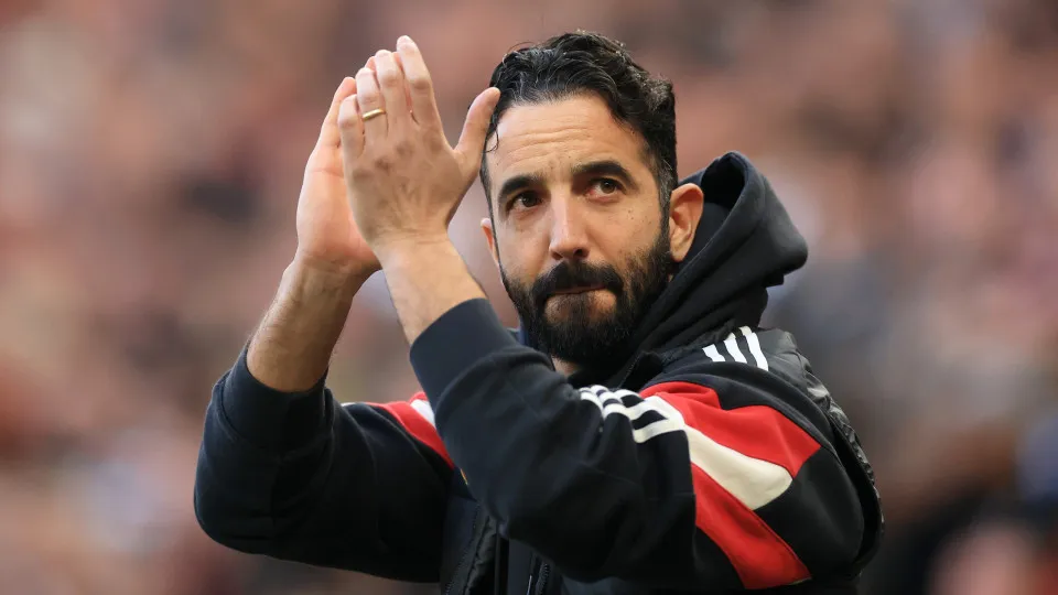 MANCHESTER, ENGLAND - MARCH 09: Ruben Amorim, Manager of Manchester United, acknowledges the fans prior to the Premier League match between Manchester United FC and Arsenal FC at Old Trafford on March 09, 2025 in Manchester, England. (Photo by Carl Recine