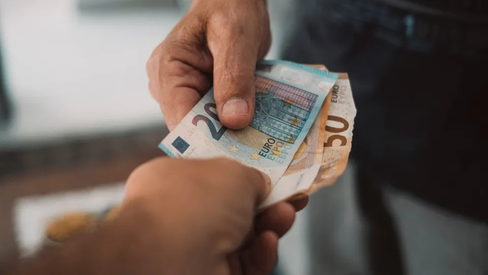 Já sabe a quem vai doar parte do IRS? Tem até ao fim do mês para escolher