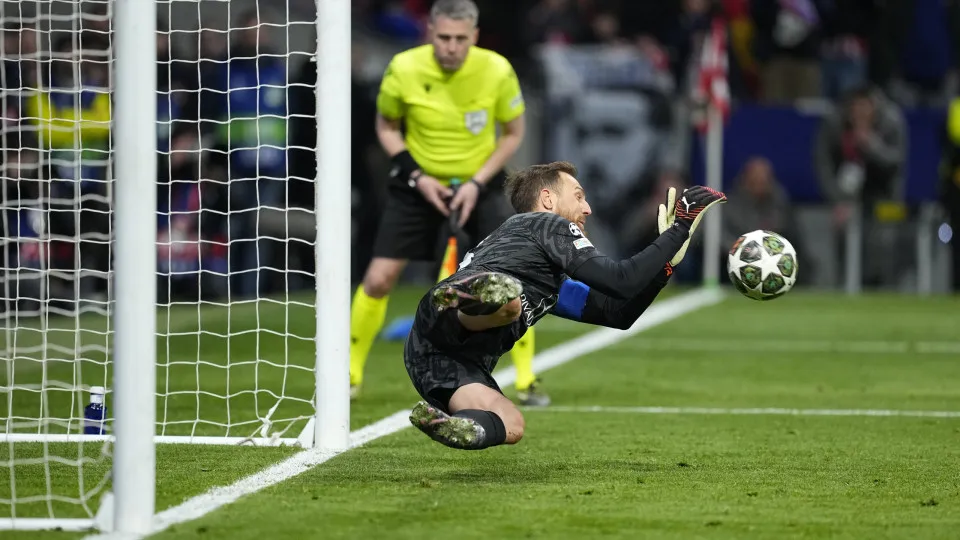 Jan Oblak reage à eliminação do Atlético da Champions: "Sinceramente..."