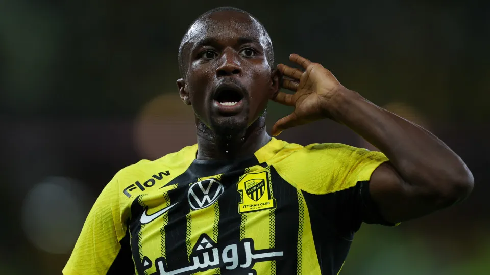 Benfica mira Moussa Diaby, mas enfrenta forte concorrência