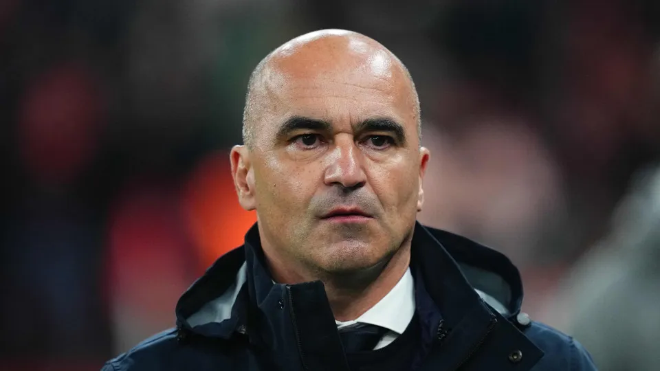 Roberto Martínez of Portugal  looks on during the Nations League Quarter-finals match between Denmark and Portugal at Parken, Copenhagen, Denmark on March 20, 2025. (Photo by Ulrik Pedersen/NurPhoto via Getty Images)