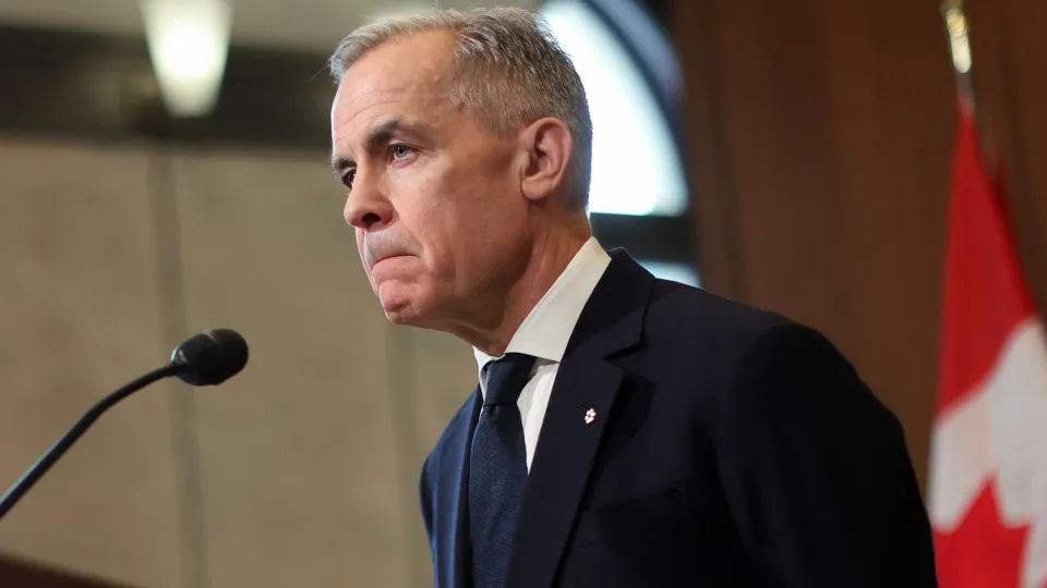 Canadá aplica tarifa de 25% sobre importações de automóveis dos EUA