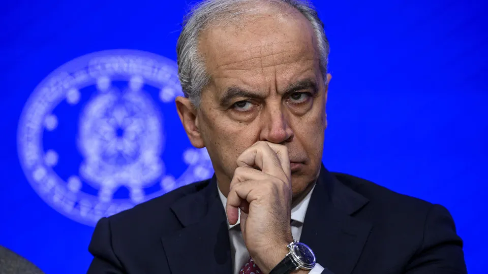 Governo italiano aprova lei para reforçar a segurança e proteger polícias