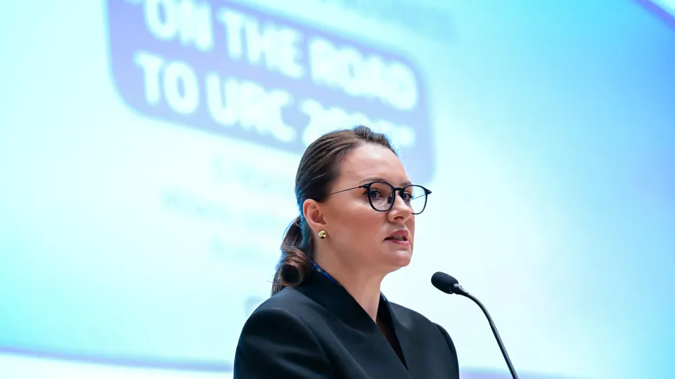 Ucrânia envia equipa aos EUA para negociar esboço do acordo de minerais