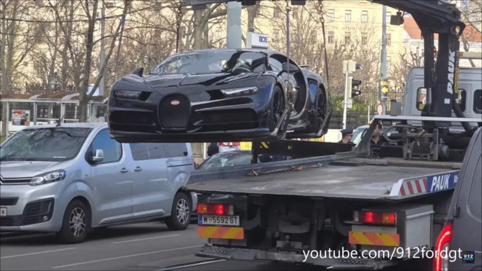 Este Bugatti Chiron foi rebocado porque circulou a 123 km/h