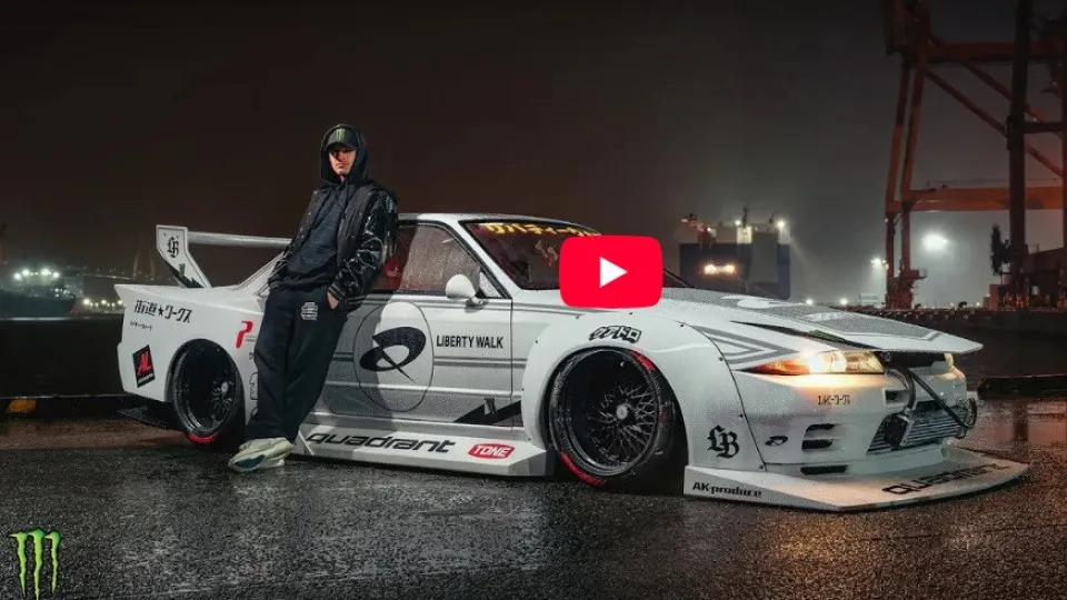 Norris conduz Liberty Walk R32 Skyline nas ruas de Tóquio
