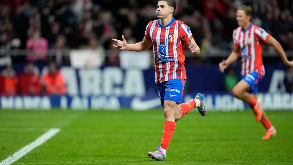 Julián Álvarez of Atlético de Madrid celebrates his team's third goal during the LaLiga match between Atletico Madrid and Valladolid at Cívitas Metropolitano on April 14, 2025 in Madrid, Spain. (Photo by Gokhan Taner / Middle East Images / Middle East Ima