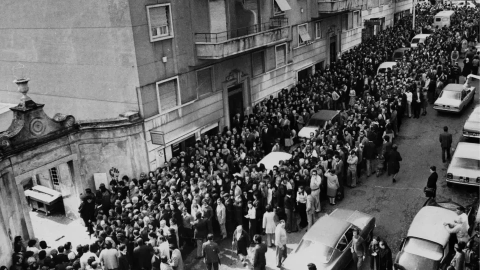 Gulbenkian recebe exposição das primeiras eleições livres em Portugal
