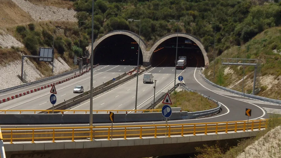 Túnel do Grilo