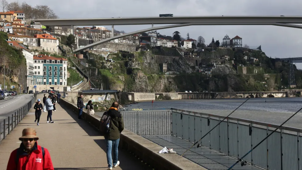 AD ganhou nos 18 concelhos de Porto