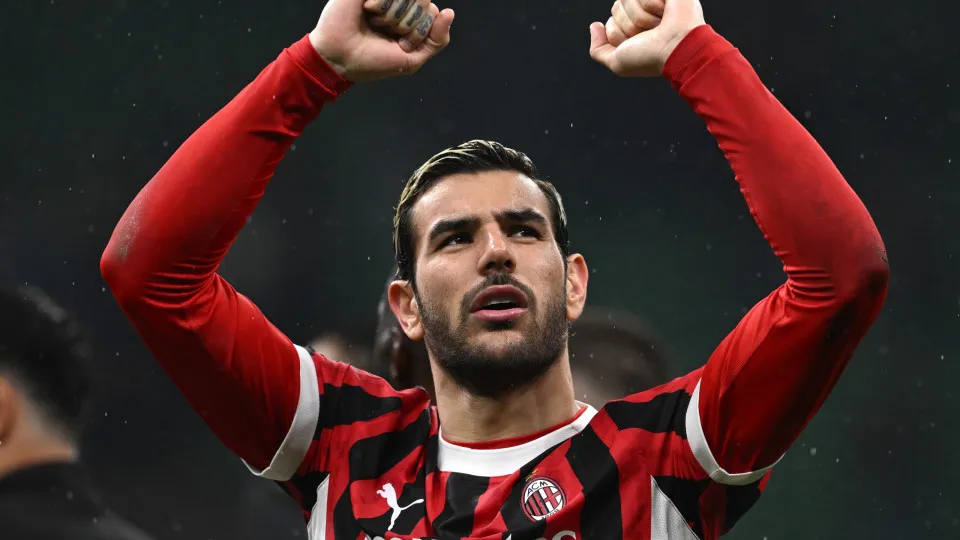 MILAN, ITALY - APRIL 23: Theo Hernandez of Milan celebrates at the end of the match of  the coppa Italia Semi Final match between FC  Internazionale and AC Milan at Stadio Giuseppe Meazza on April 23, 2025 in Milan, Italy. (Photo by Image Photo Agency/Get