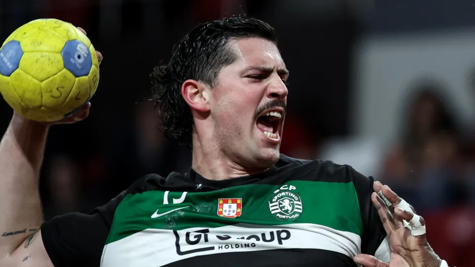 Sporting arranca luta pelo 'tri' a sorrir... antes de dérbi com Benfica