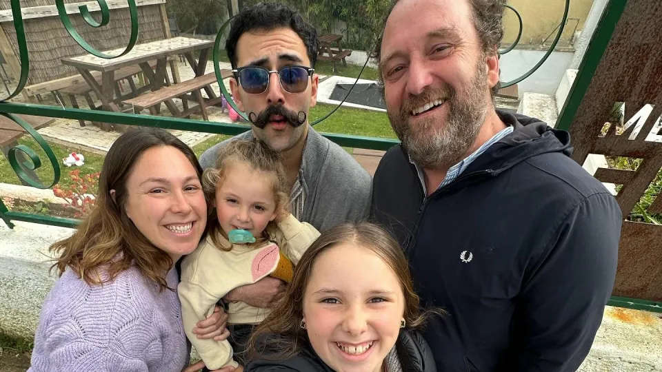 Eduardo Madeira reage a diagnóstico da filha: "Só precisa de amor"