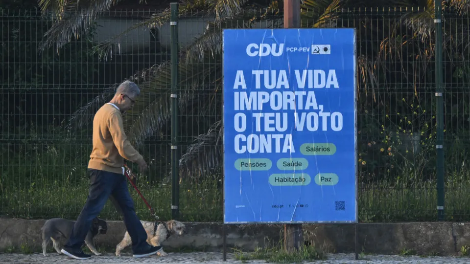 CDU regista pior resultado de sempre e perde capitais de distrito