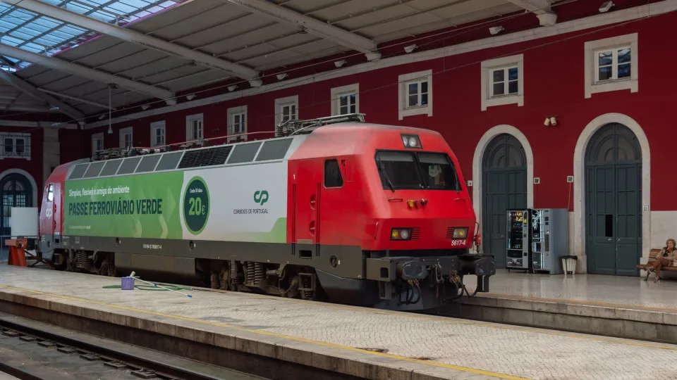 Atenção! Amanhã há nova greve e "CP não garante a circulação de comboios"