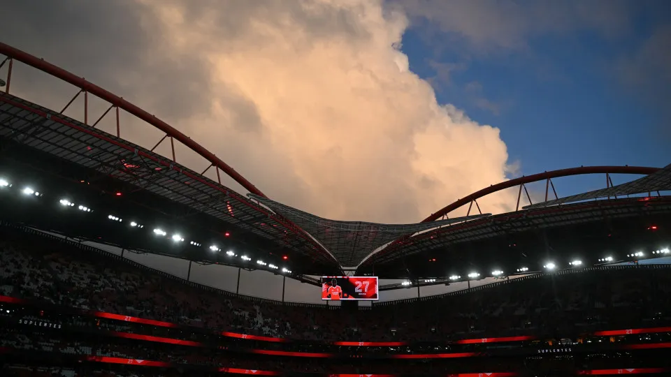A picture taken on April 2, 2025 shows a view of the Portuguese League football match between SL Benfica and SC Farense at the Luz stadium in Lisbon. (Photo by Patricia DE MELO MOREIRA / AFP) (Photo by PATRICIA DE MELO MOREIRA/AFP via Getty Images)       