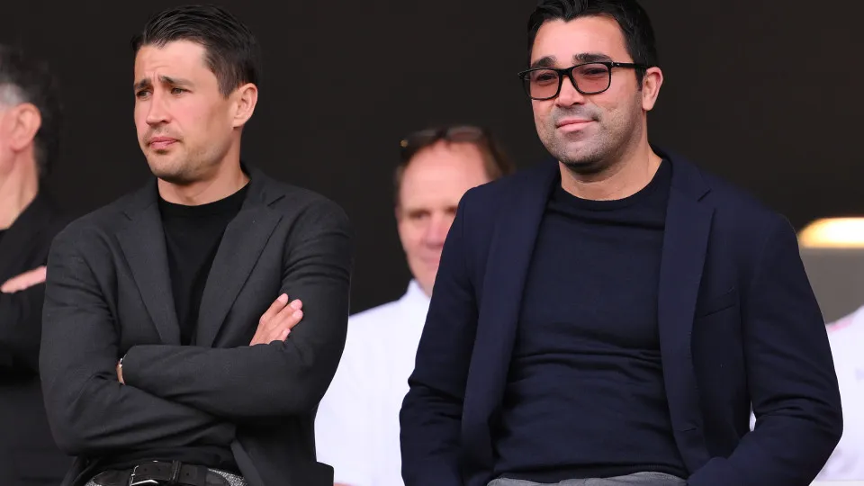 BARCELONA, SPAIN - MAY 19: FC Barcelona football Coordinator Bojan Krkic and FC Barcelona Sports Director Deco look on from the stands during the LaLiga EA Sports match between FC Barcelona and Rayo Vallecano at Estadi Olimpic Lluis Companys on May 19, 20