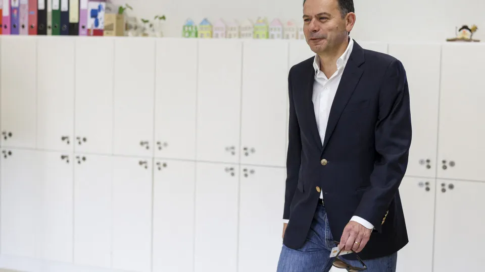 Primeiro-ministro apela ao voto em "dia muito importante"
