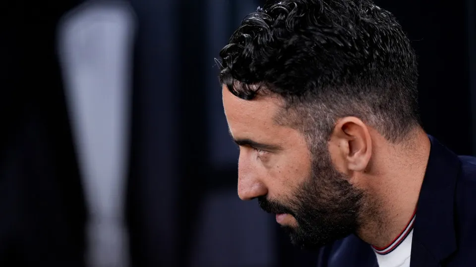 Jogadores do United contestam sistema tático de Amorim: "Não funciona"