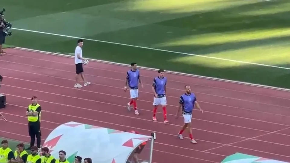 Bruno Lage esgotou substituições nos 90' e esta foi a reação de Di María