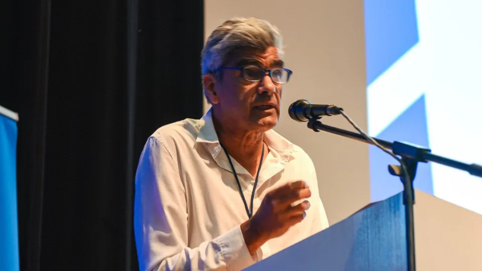 Cerca de 93 mil alunos sem todos os professores atribuídos, diz Fenprof