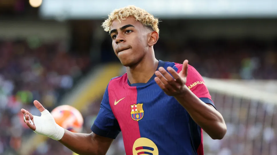 BARCELONA, SPAIN - MAY 18: Lamine Yamal of FC Barcelona interacts with the fans during the La Liga EA Sports match between FC Barcelona and Villarreal CF at Estadi Olimpic Lluis Companys on May 18, 2025 in Barcelona, Spain. (Photo by Flor Tan Jun/Getty Im