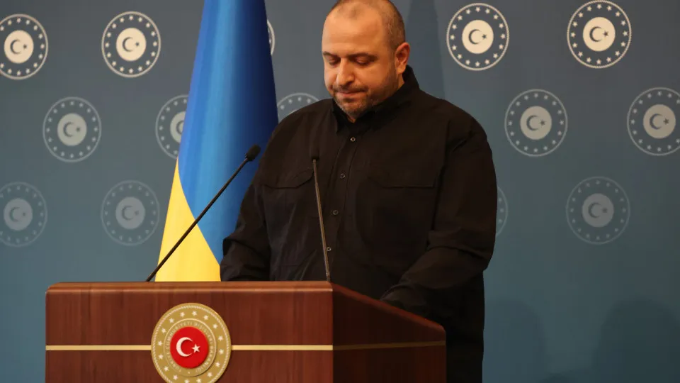 ministro da Defesa ucraniano, Rustem Umerov