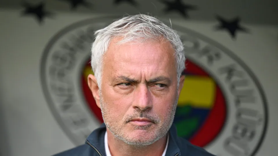 ISTANBUL, TURKIYE - MAY 30: Head coach of Fenerbahce Jose Mourinho looks on during Turkish Super Lig match between Fenerbahce and TUMOSAN Konyaspor at Ulker Stadium in Istanbul, Turkiye on May 30, 2025. (Photo by Ali Atmaca/Anadolu via Getty Images)