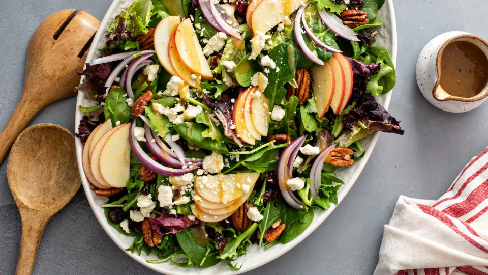 Salada maçã e feta