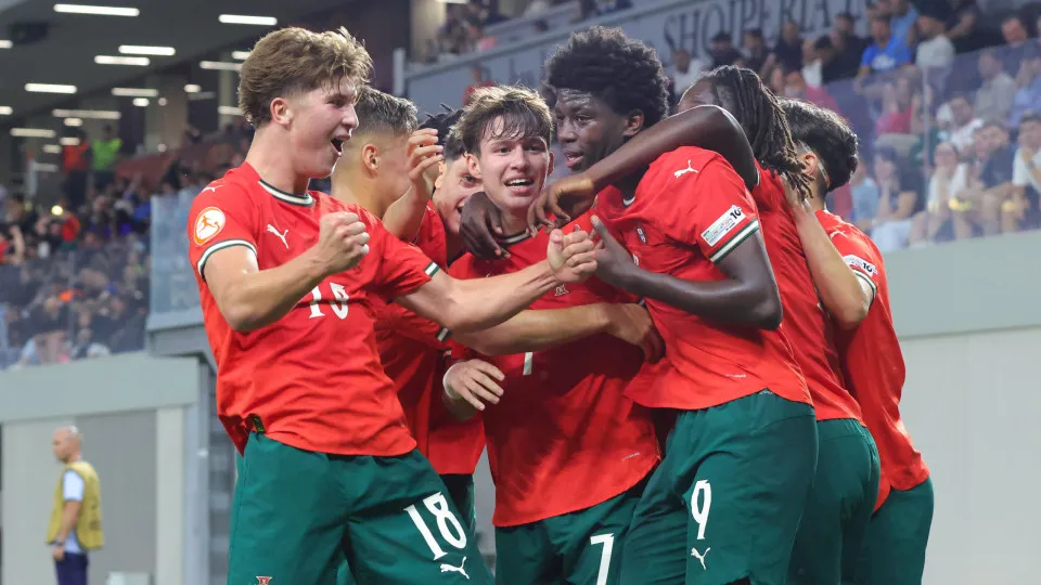 TIRANA, ALBANIA - JUNE 1:   Duarte Cunha (7-C) of Portugal celebrate with teammates during the UEFA European Under-17 Championship 2024/25 final match between France and Portugal at Arena Kombetare on June 1, 2025 in Tirana, Albania. (Photo by Armando Bab