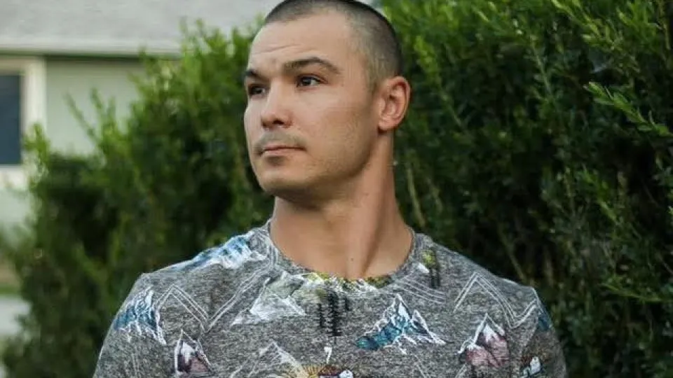 Travis Decker
