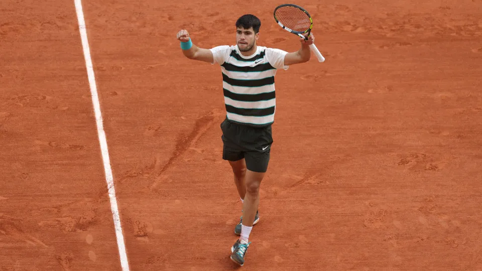 PARIS, FRANCE - JUNE 08: Carlos Alcaraz of Spain celebrates winning the fourth set tie break against Jannik Sinner of Italy during the Men's Singles Final match on Day Fifteen of the 2025 French Open at Roland Garros on June 08, 2025 in Paris, France.  (P