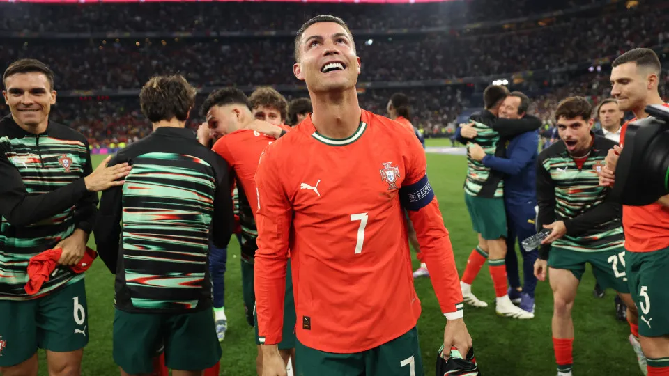 MUNICH, GERMANY - JUNE 08: Cristiano Ronaldo of Portugal celebrates victory following the UEFA Nations League 2025 final match between Portugal and Spain at Munich Football Arena on June 08, 2025 in Munich, Germany. (Photo by Maja Hitij - UEFA/UEFA via Ge