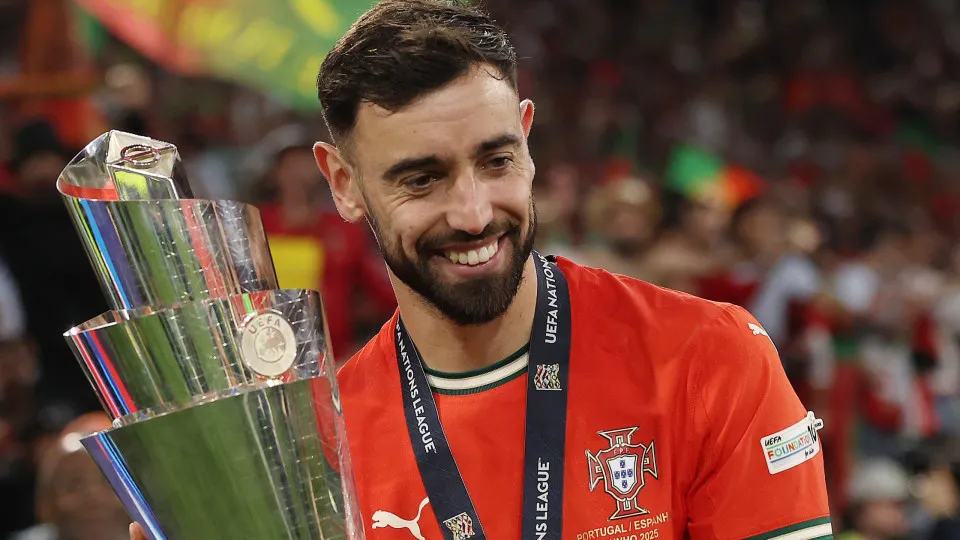 MUNICH, GERMANY - JUNE 08: Bruno Fernandes of Portugal poses for a photograph with the UEFA Nations League trophy after his team's victory in the UEFA Nations League 2025 final match between Portugal and Spain at Munich Football Arena on June 08, 2025 in 