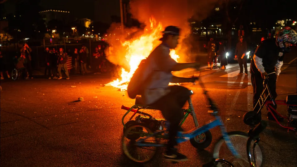 Los Angeles, Manifestação