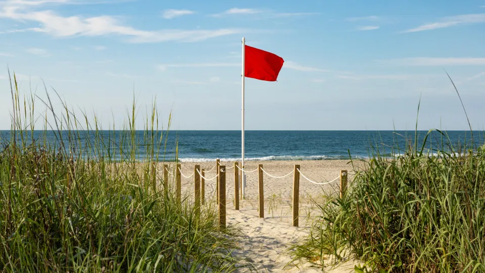 praia, bandeira vermelha