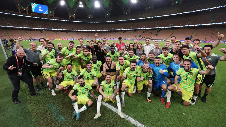 JEDDAH, SAUDI ARABIA - JUNE 10: Players of Australia pose for a photo as they celebrate victory and subsequent qualification for the 2026 World Cup following the 2026 FIFA World Cup Round Three AFC Asian Qualifier match between Saudi Arabia and Australia 