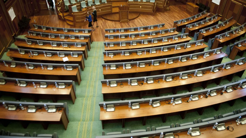 parlamento kosovo