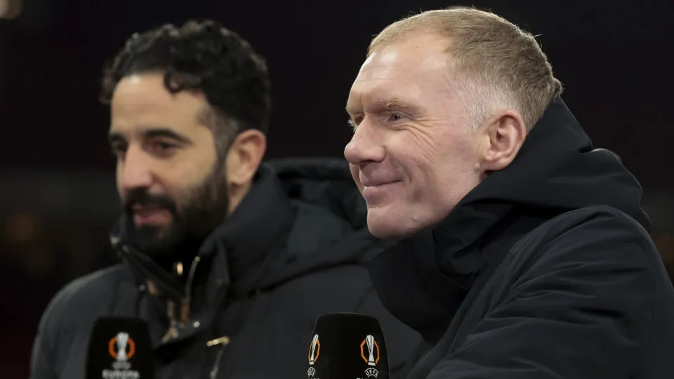 MANCHESTER, ENGLAND - MARCH 13:  Paul Scholes interviews for TNT Sports coach of Manchester United Ruben Amorim (left) following the UEFA Europa League 2024/25 Round of 16 Second Leg match between Manchester United (Man U) and Real Sociedad de Futbol at O