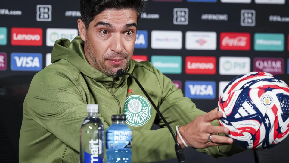 EAST RUTHERFORD, NEW JERSEY - JUNE 14: Head coach Abel Ferreira of SE Palmeiras during the Press Conference ahead of their FIFA Club World Cup 2025 Group A match between SE Palmeiras and FC Porto at MetLife Stadium on June 14, 2025 in East Rutherford, New