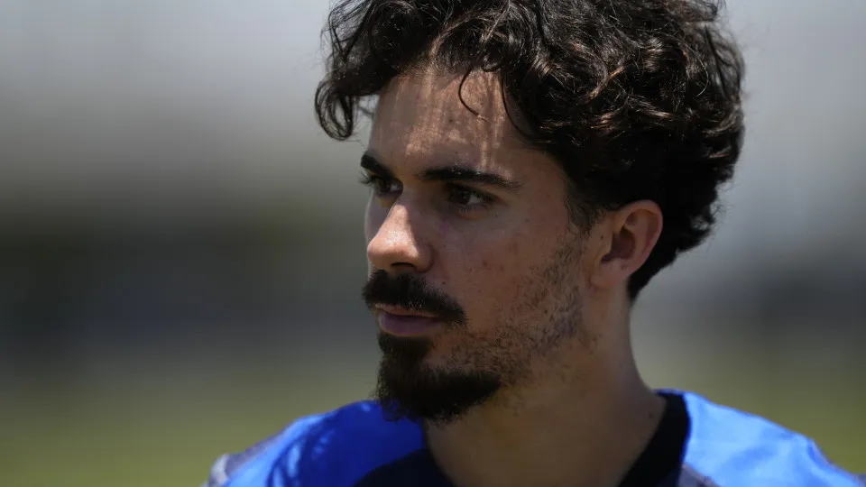 Vitinha central midfield of PSG and Portugal during the training session ahead of their FIFA Club World Cup 2025 group B match between Paris Saint-Germain FC and Club Atletico de Madrid at Rose Bowl Stadium on June 14, 2025 in Pasadena, California.
 (Pho