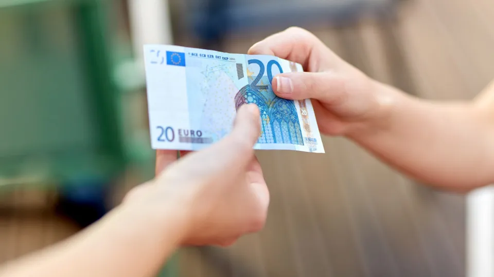 Acumular rendimentos de trabalho com apoios? Tudo sobre a nova prestação