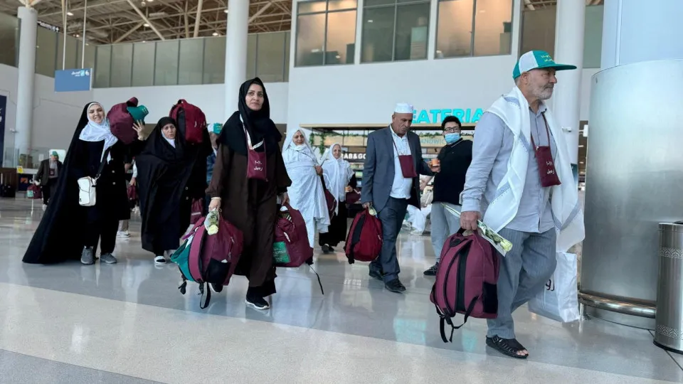 peregrinos hajj, aeroporto arar, Arábia Saudita, conflito irão-israel