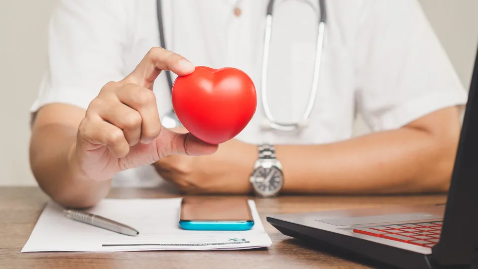 coração, cardiologista