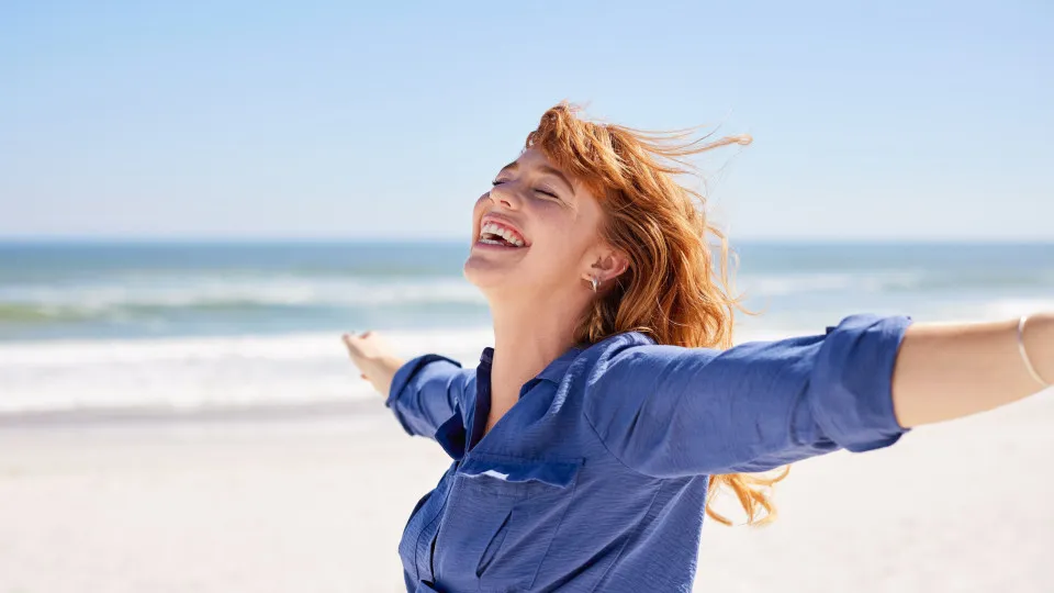 Signos, mulher, feliz