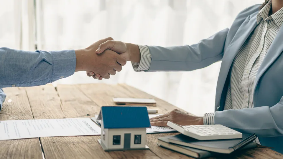 Se quer pagar parte do empréstimo antes do tempo, isto é o que deve saber