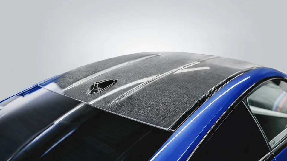 Compósitos de fibras da BMW.