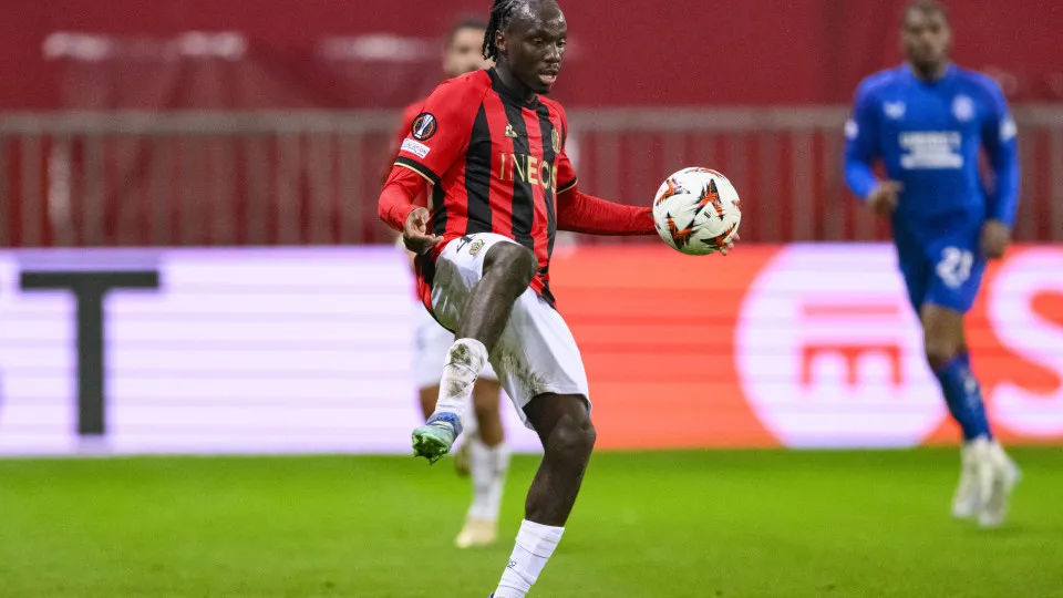NICE, FRANCE - NOVEMBER 28: Yael Nandjou of Nice receives the ball during the UEFA Europa League 2024/25 League Phase MD5 match between OGC Nice and Rangers FC at Grand Stade de Nice on November 28, 2024 in Nice, France. (Photo by Marcio Machado/Eurasia S