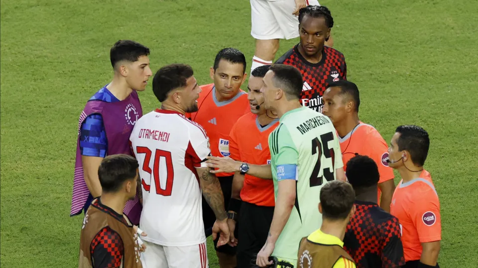 Otamendi, Marchesín