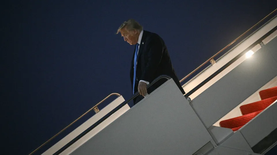TRUMP
